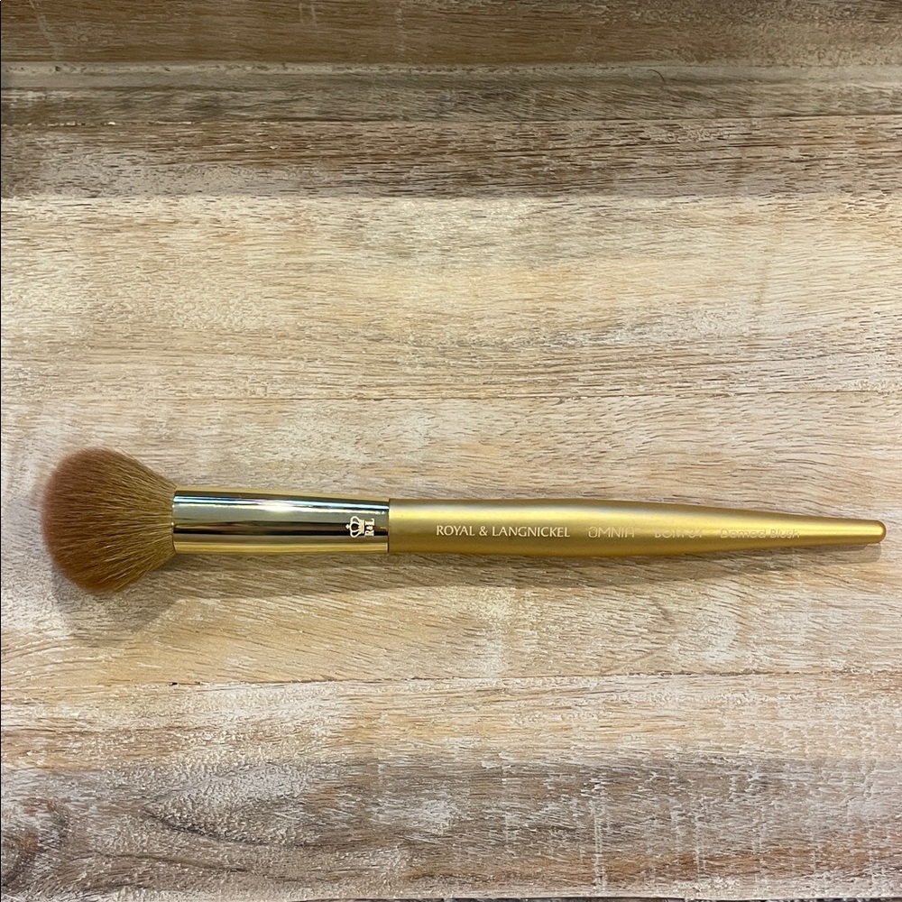 Royal & Langnickel Omnia BOM-34 Domed Blush Brush